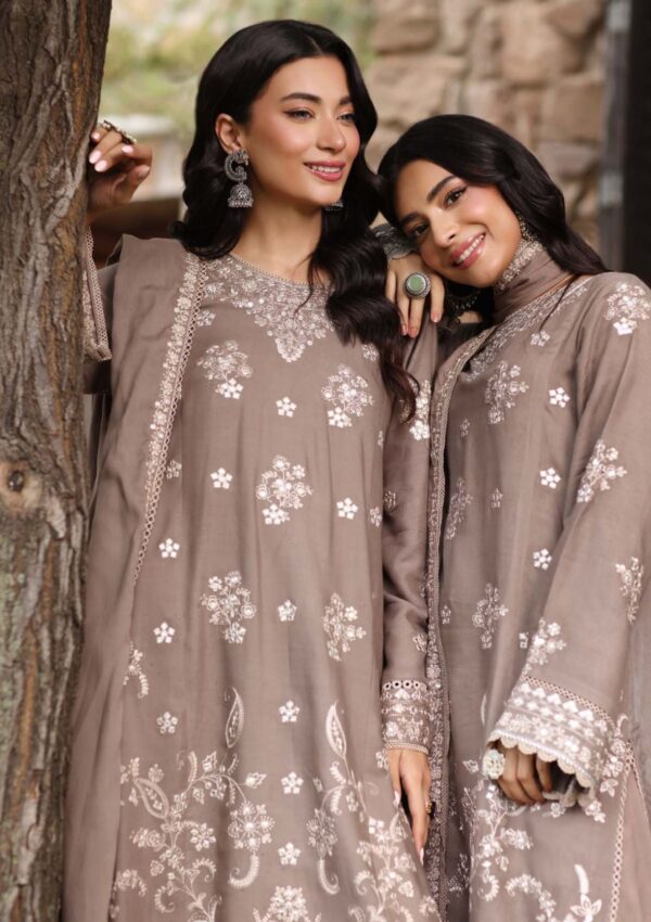 Noor Suzaanikari Nsk24 02 Winter Collection