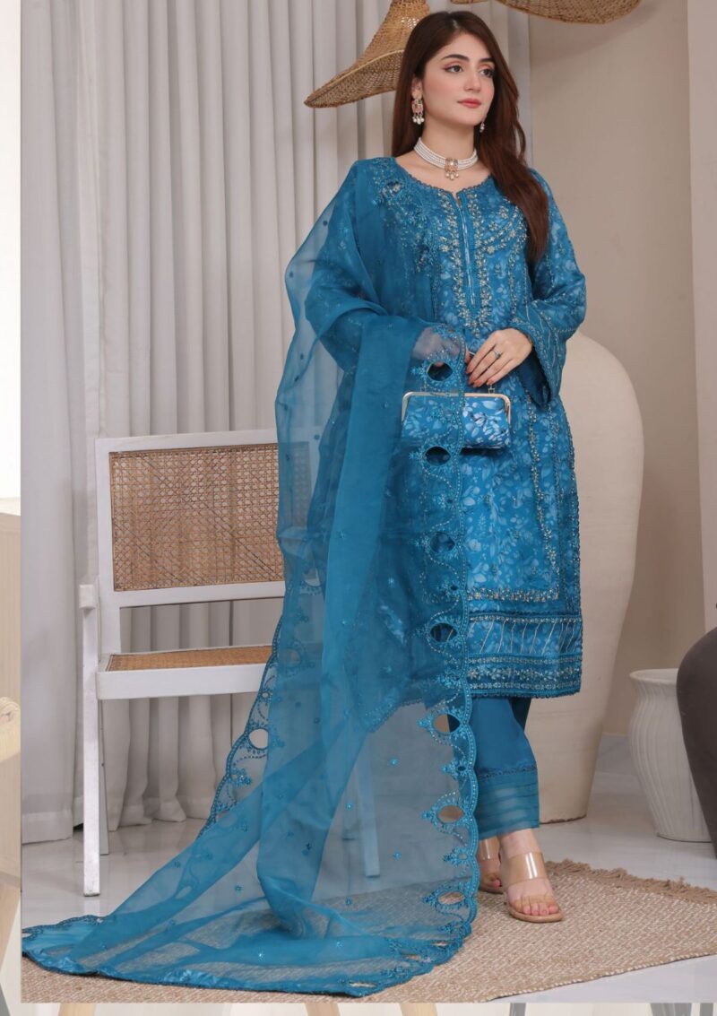 Dressline Fatima Bano Dh24 163 A Formal Collection