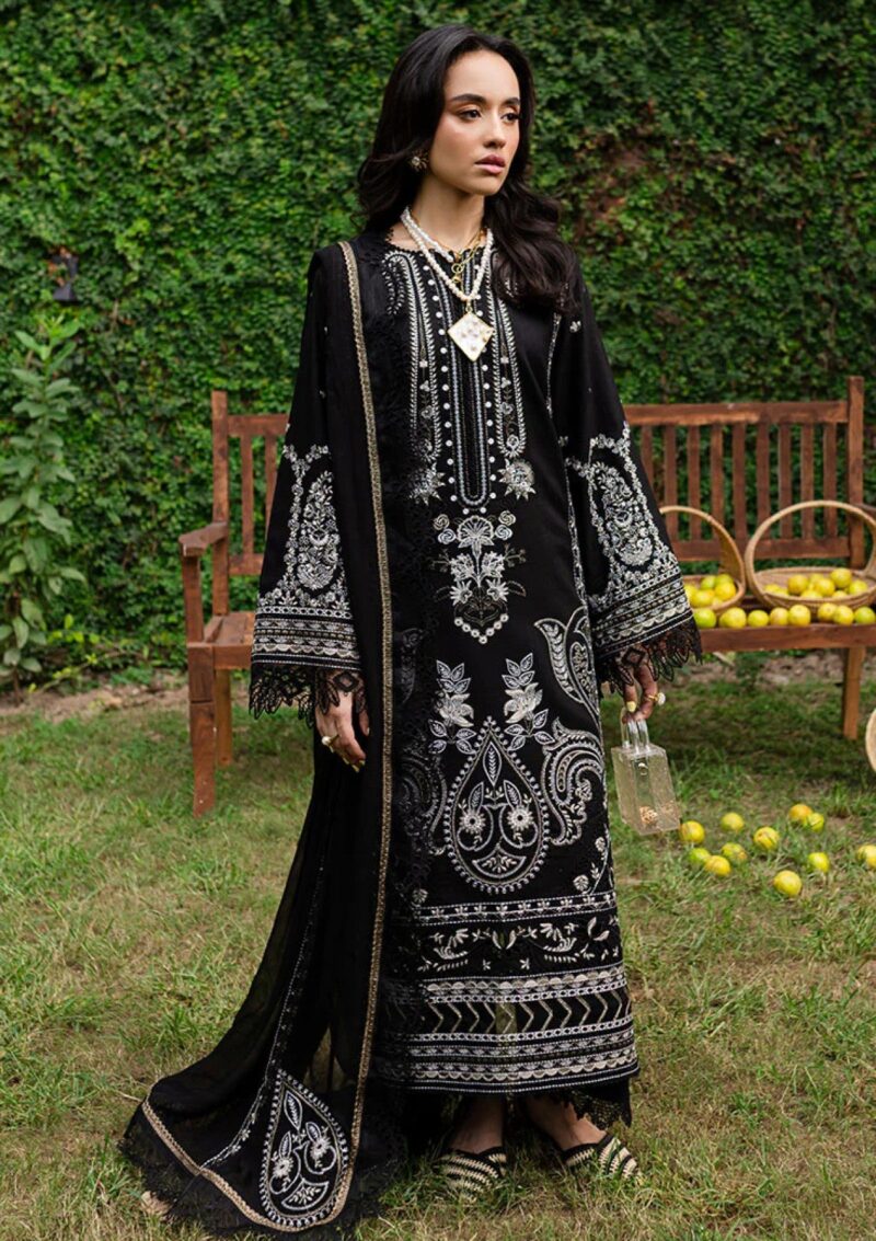 Marjjan Mrk 06 A Black Winter Collection