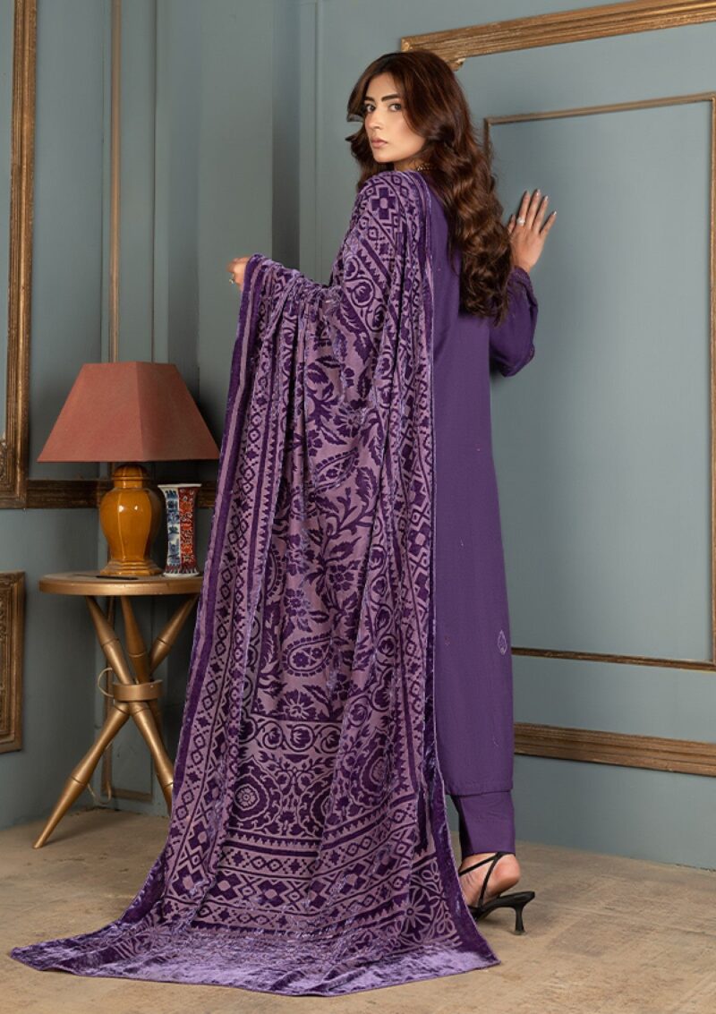 Meemsey Velvet Shawl Mm24 02 Winter Collection