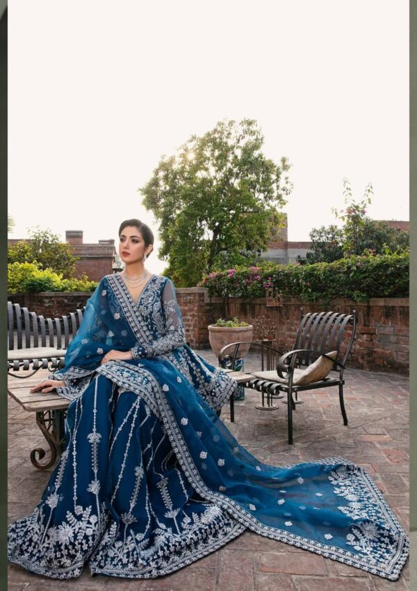 Akbar Aslam Asl24 1481 Nayara Formal Collection