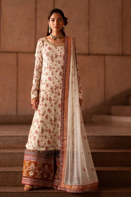 Emaan Adeel Clovera