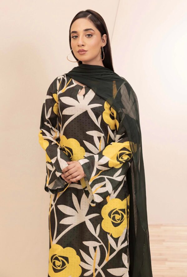 Adans Libas Capsule 9 Luxury Lawn Collection - Image 4