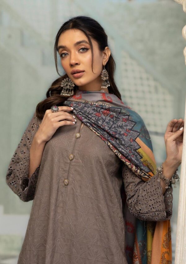 Mahees Embroidered Leather Me 06 Winter Collection