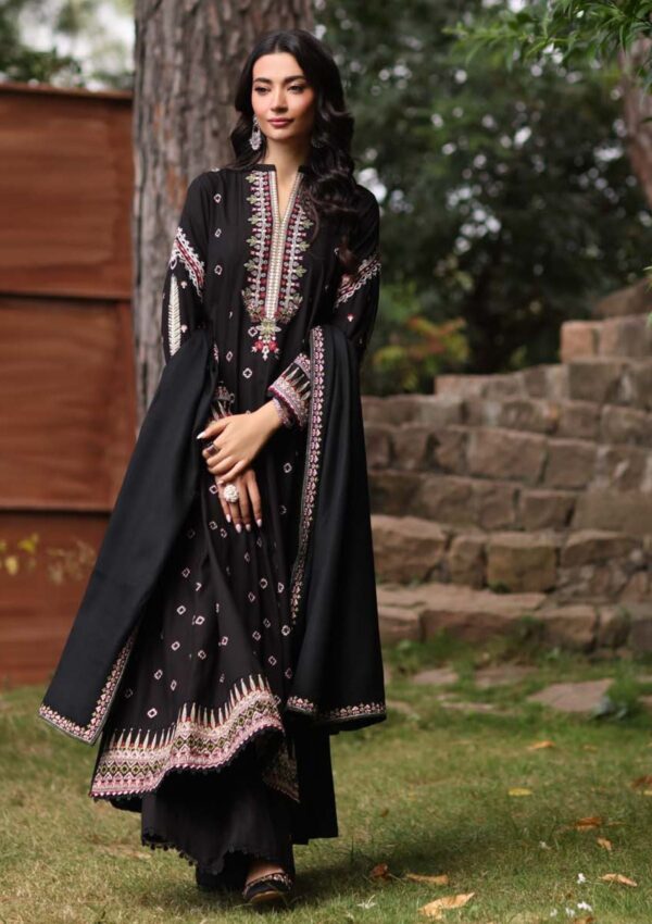 Noor Saadia Asad Suzaanikari Nsk 05 Winter Collection