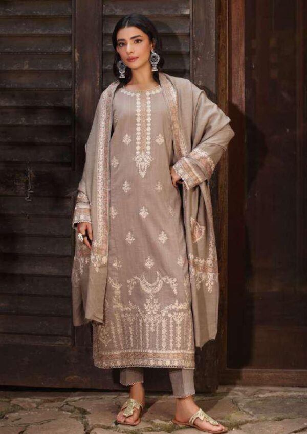 Noor Saadia Asad Suzaanikari Nsk 07 Winter Collection