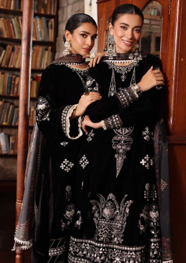 Noor Saadia Asad Suzaanikari Nsk 12 Winter Collection