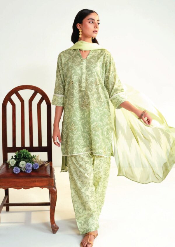 Humdum Rang E Bahar Hrb 09 Lawn Collection