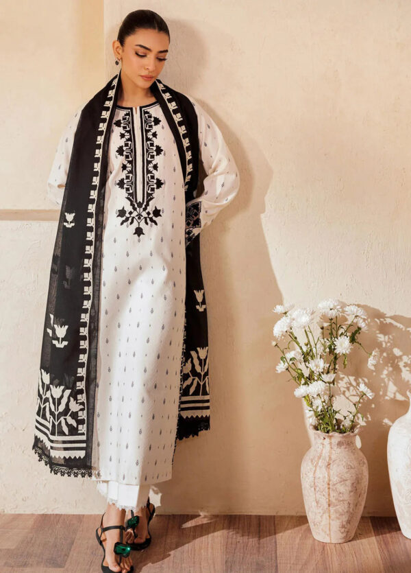 Rajbari Amari Embroidered Lawn Jacquard D 05 3pc Suit