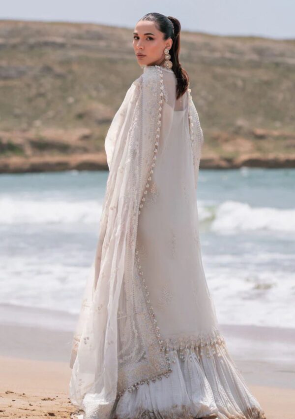 Emaan Adeel Reveuse Nova Formal Collection