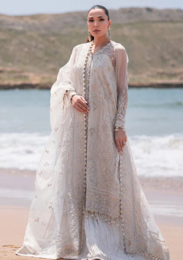 Emaan Adeel Reveuse Nova Formal Collection