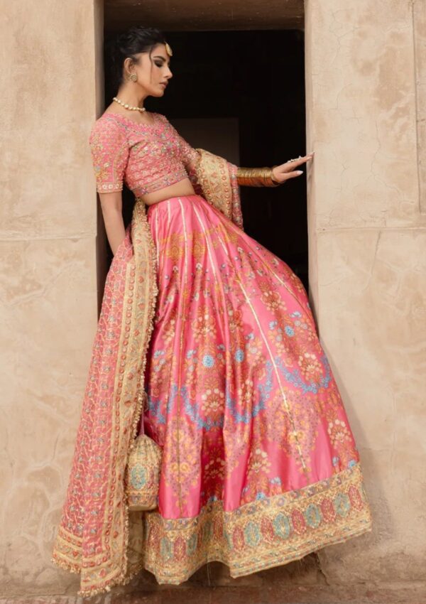 Maria Osama Khan Khwabedah Safiya Formal Collection