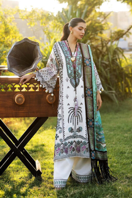 Sadaf Fawad Khan Siraa D02 B Palm Island