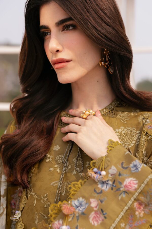 Baroque Embroidered Lawn El-D03 Stitched Eid Collection 2025 - Image 3