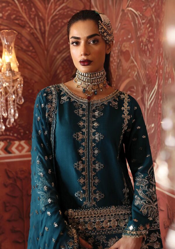 Afrozeh The Silk Edit As23 03 Kaira Divani