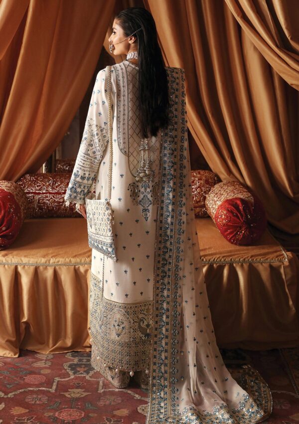 Afrozeh The Silk Edit As23 09 Chandni Divani