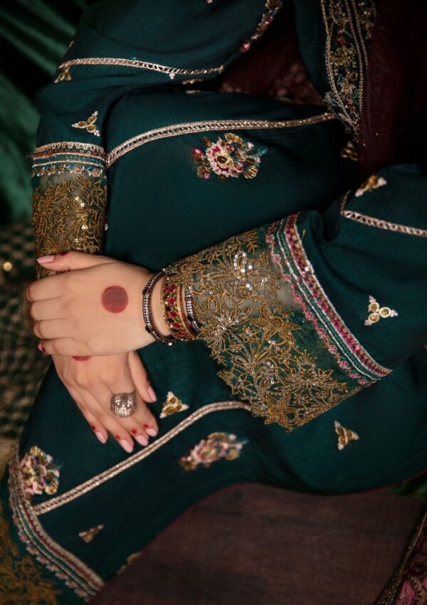 Emaan Adeel Nr 5 Riwayat Noori Silk