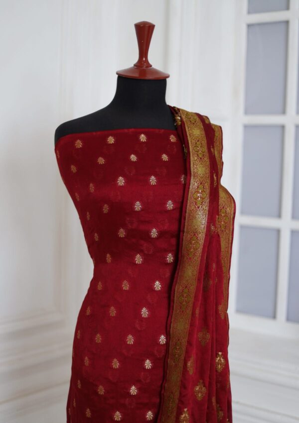 Fancy Closet D 09 Maroon