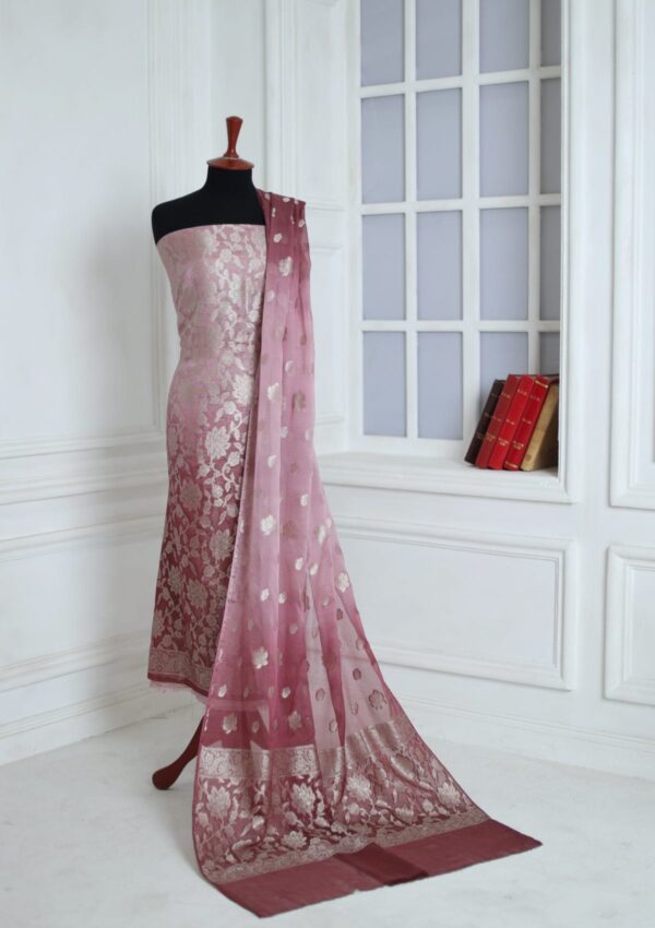 Fancy Closet D 345 Maroon