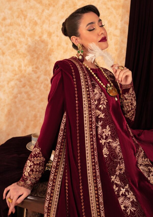 Fozia Khalid Duchess Velvet Deck 24 Pret Collection - Image 5