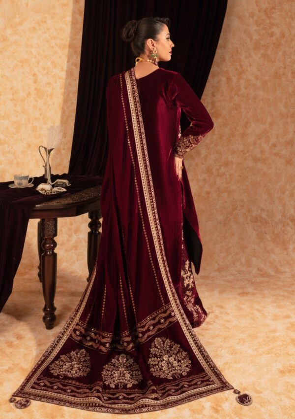 Fozia Khalid Duchess Velvet Deck 24 Pret Collection - Image 6