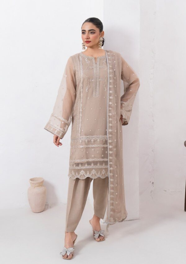 Fozia Khalid Frm25 04 Norani Rang Mahal Eid Festive Pret Collection