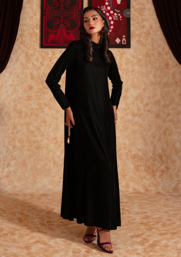 Fozia Khalid Shadow Velvet Deck 24 Pret Collection