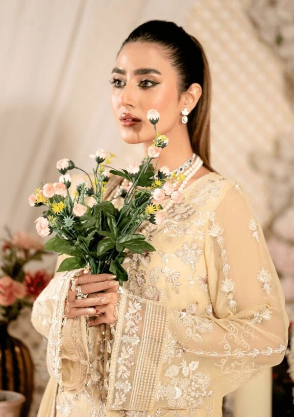 Lavish Premium Color Bar D 05 Lamisah