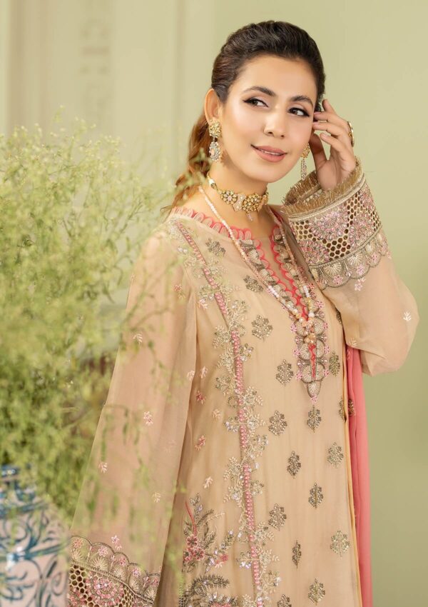 Majestic M 41 | Nargiz Aabi Baagh