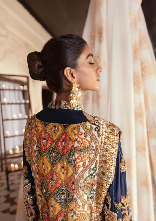 Maria Osama Khan Leila Virsa Formal Collection - Image 4