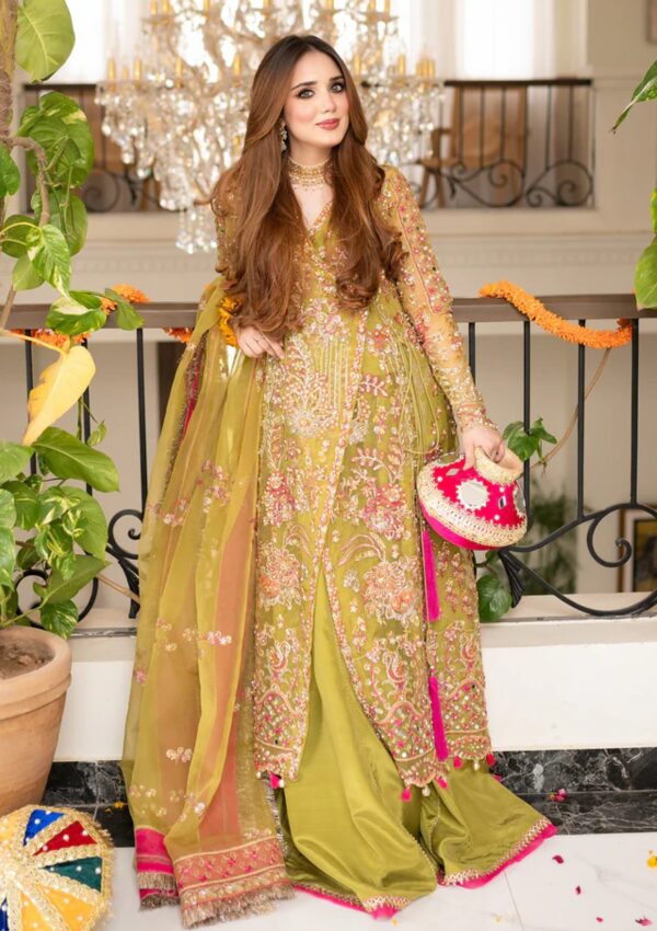 Maria Osama Khan Noir Mystara Wedding Festive 25 Formals Collection - Image 2