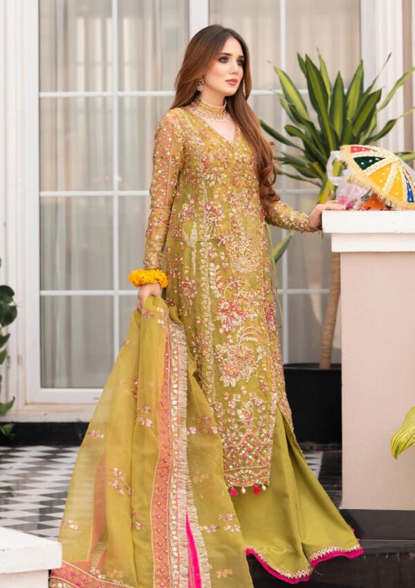 Maria Osama Khan Noir Mystara Wedding Festive 25 Formals Collection - Image 4