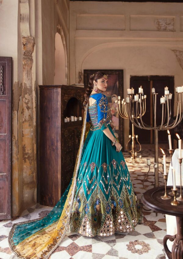 Maria Osama Khan Riwayat Virsa Formal Collection - Image 4