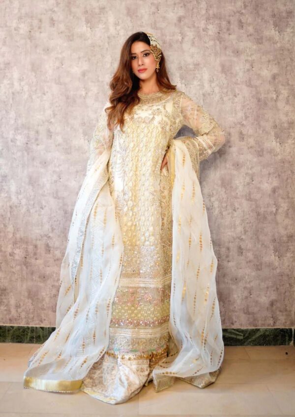 Maryam Hussain Luxury