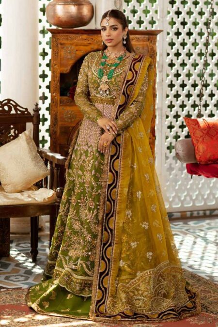 Maryam Hussain Wedding Mehndi Gulab