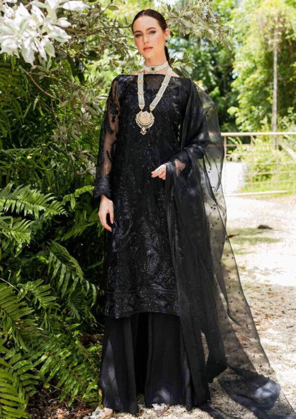 Maryum & Maria Raven D 23507 Sorina