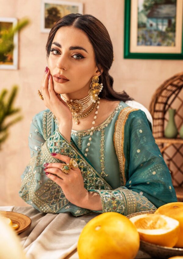 Mashq Shimmer Moss Qfd 0068 Zainab