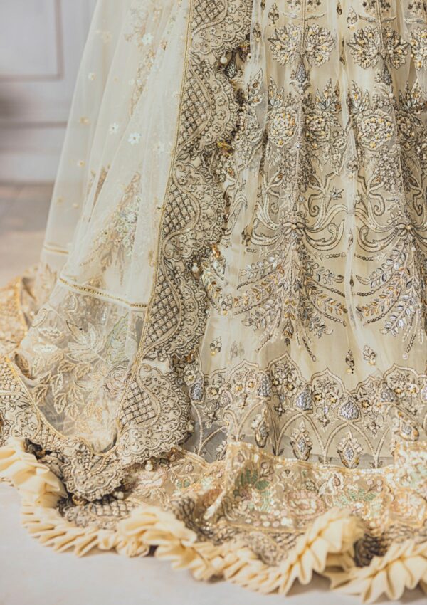 Rubaaiyat Off White Wedding Edit 24