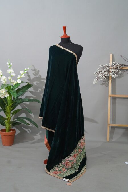 Sadias D 10 Velvet Shawl 