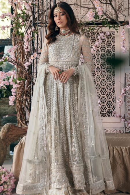 Zaha Autumn Edit Neylan Zc 4 Gossamer
