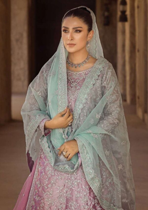 Zainab Chottani Nermin D 08