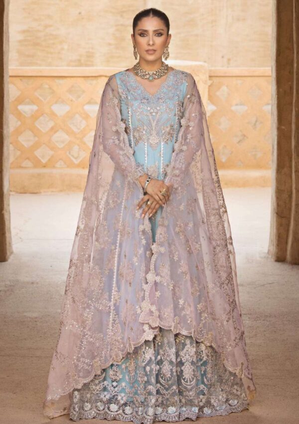 Zainab Chottani Parinaz D 06