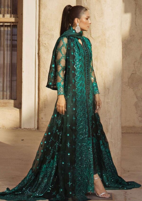 Zainab Chottani Zel Meerah D 10