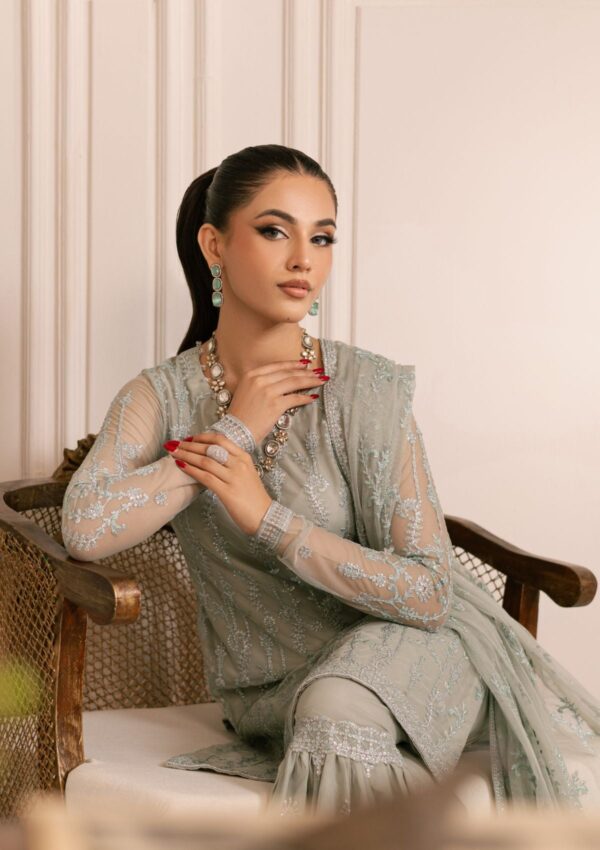 Zarif Iz24 02 Gulzaar Inayat Formal Collection - Image 6