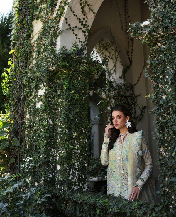 Republic Womenswear D8 A Zuri Eid Luxury Lawn 2025 Collection - Image 5