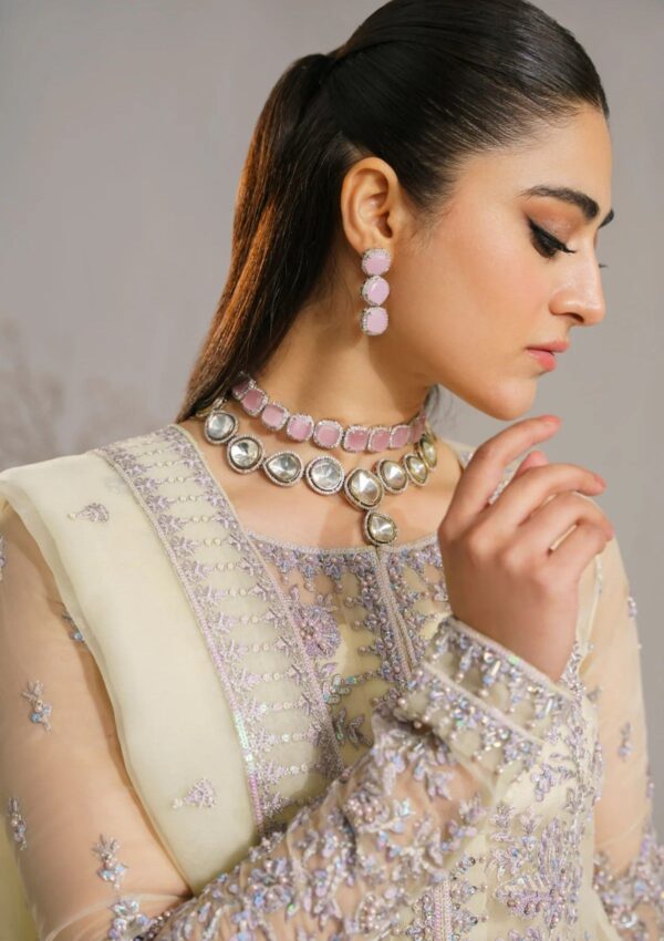 Akbar Aslam Asa24 1522 Gulbadan Afsana